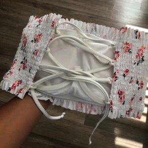 Too small, never worn.